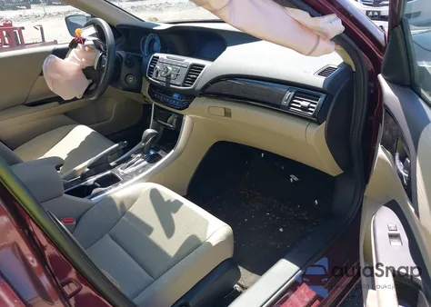 2017 Honda Accord Lx z USA, uszkodzony, nr VIN 1HGCR2F38HA118711